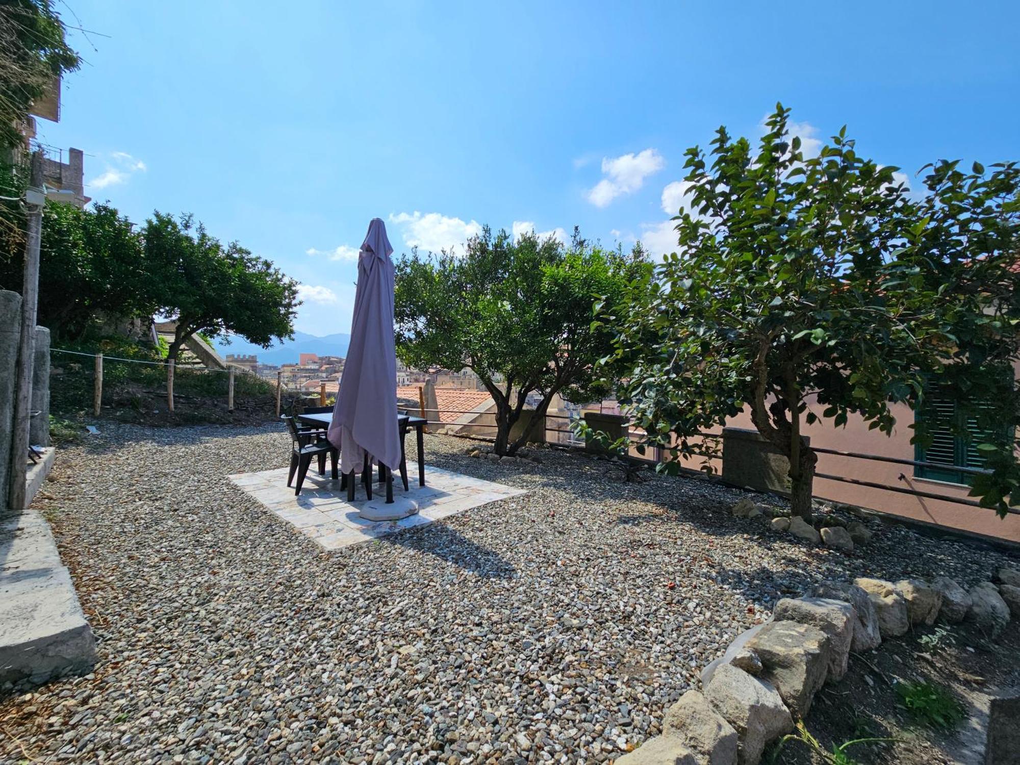 Portaterra - Spaziosa Casa Con Bella Vista E Giardino Monforte San Giorgio Exterior photo
